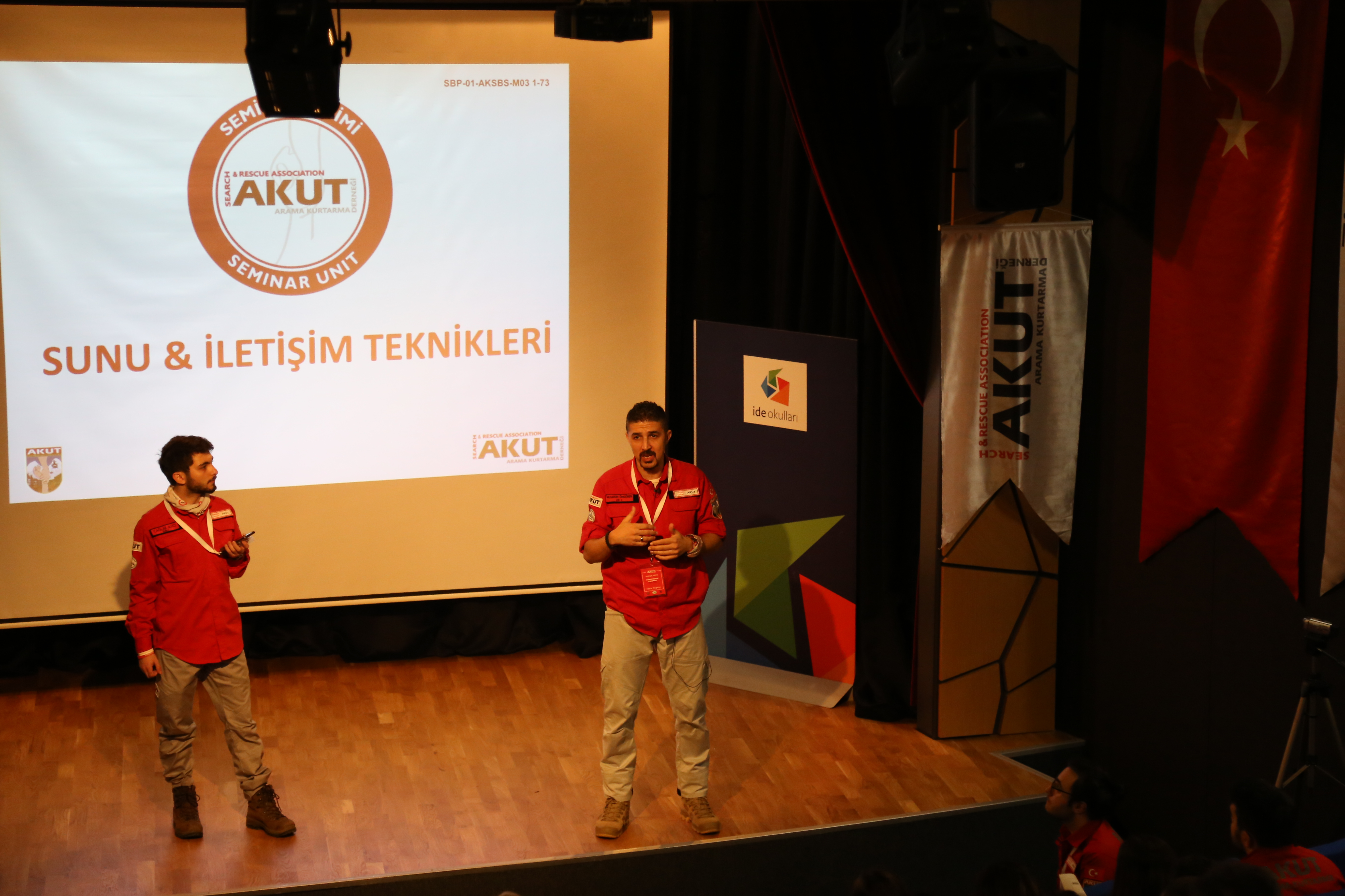 ide okulları, Türkiye'deki 100'ün Üzerinde AKUT Gönüllüsünü evinde misafir etti!
