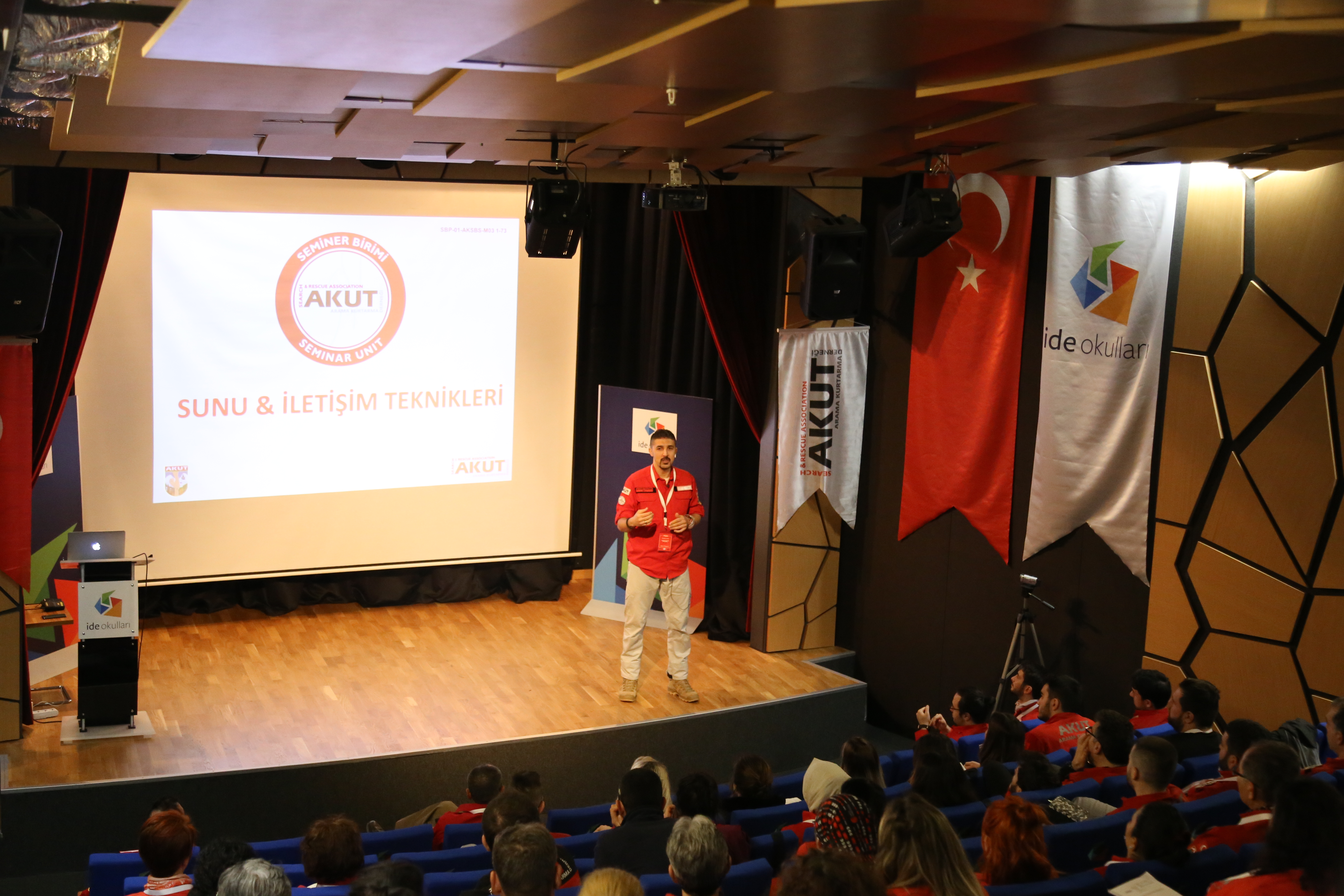 ide okulları, Türkiye'deki 100'ün Üzerinde AKUT Gönüllüsünü evinde misafir etti!
