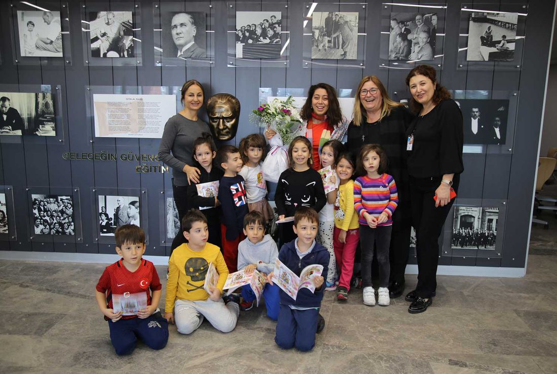 Lili Ve Yedi Cocugu Serisinin Yazari Tulin Kozikoglu Yaratici Yazarlik Kapsaminda Okulumuzdaydi Ide Okullari