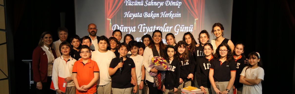 Ayşegül İşsever’le Tiyatro Üzerine Konuştuk
