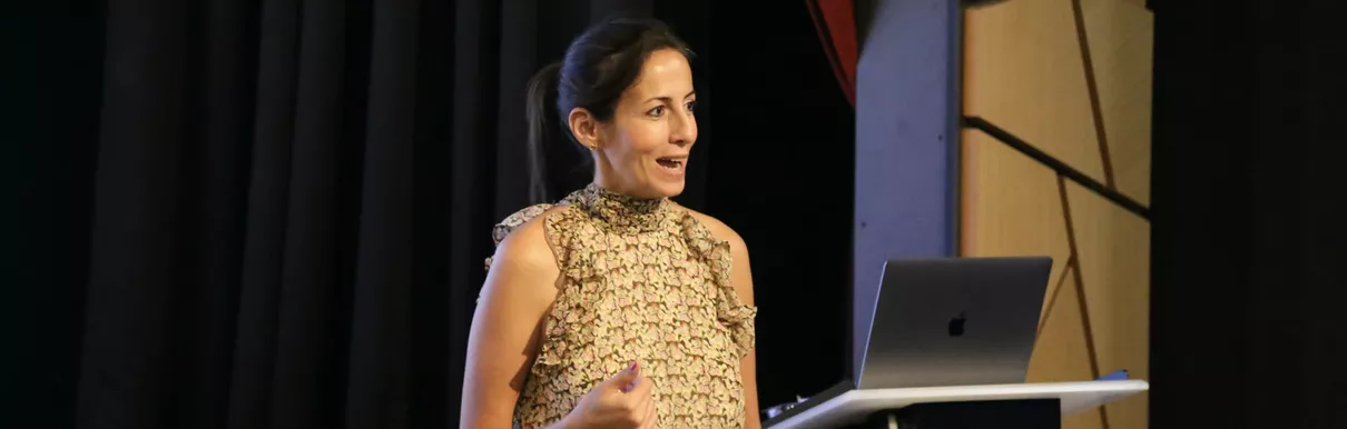 ide'de Halime Tosun ile Öğrenmenin Temelinde Yatan Bilişsel Beceriler Semineri