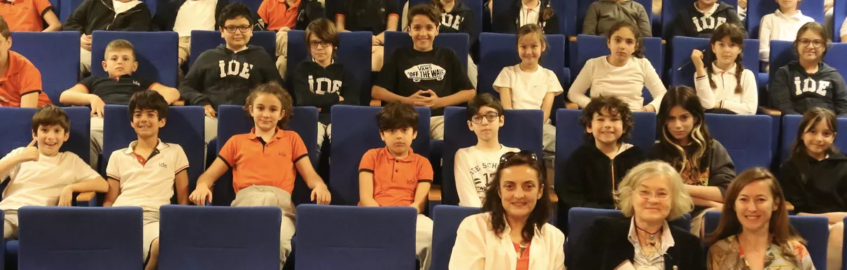 4. Sınıf Öğrencilerimiz Banu Gümüştüs ile Bir Araya Geldi!