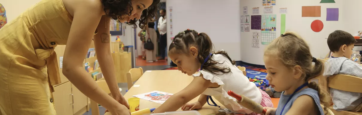 Minik ide'lilerin İlk Günü