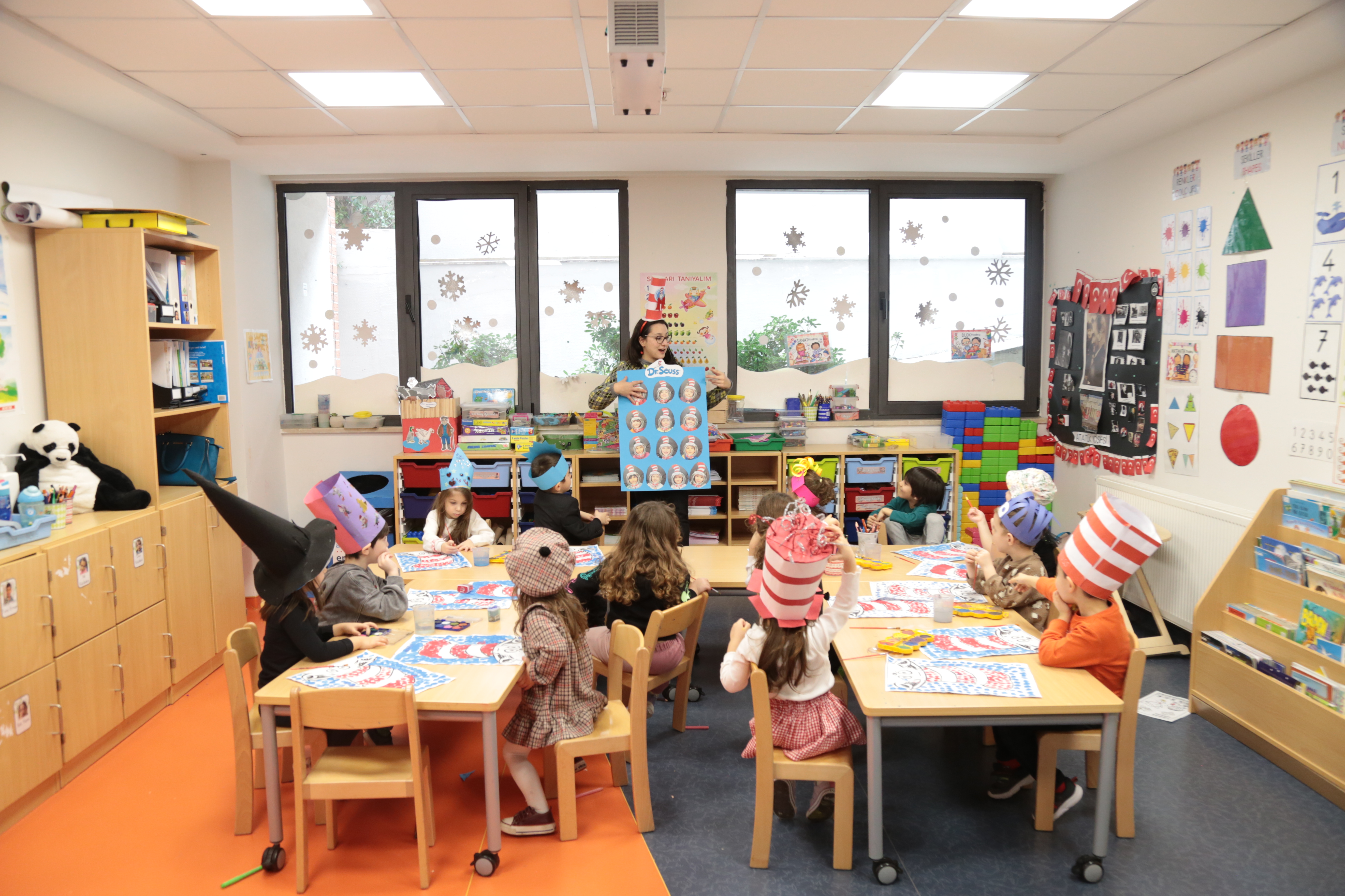 Dr. Seuss'un Doğum Günü Kutlaması: Edebiyat ve Eğitim Bir Arada