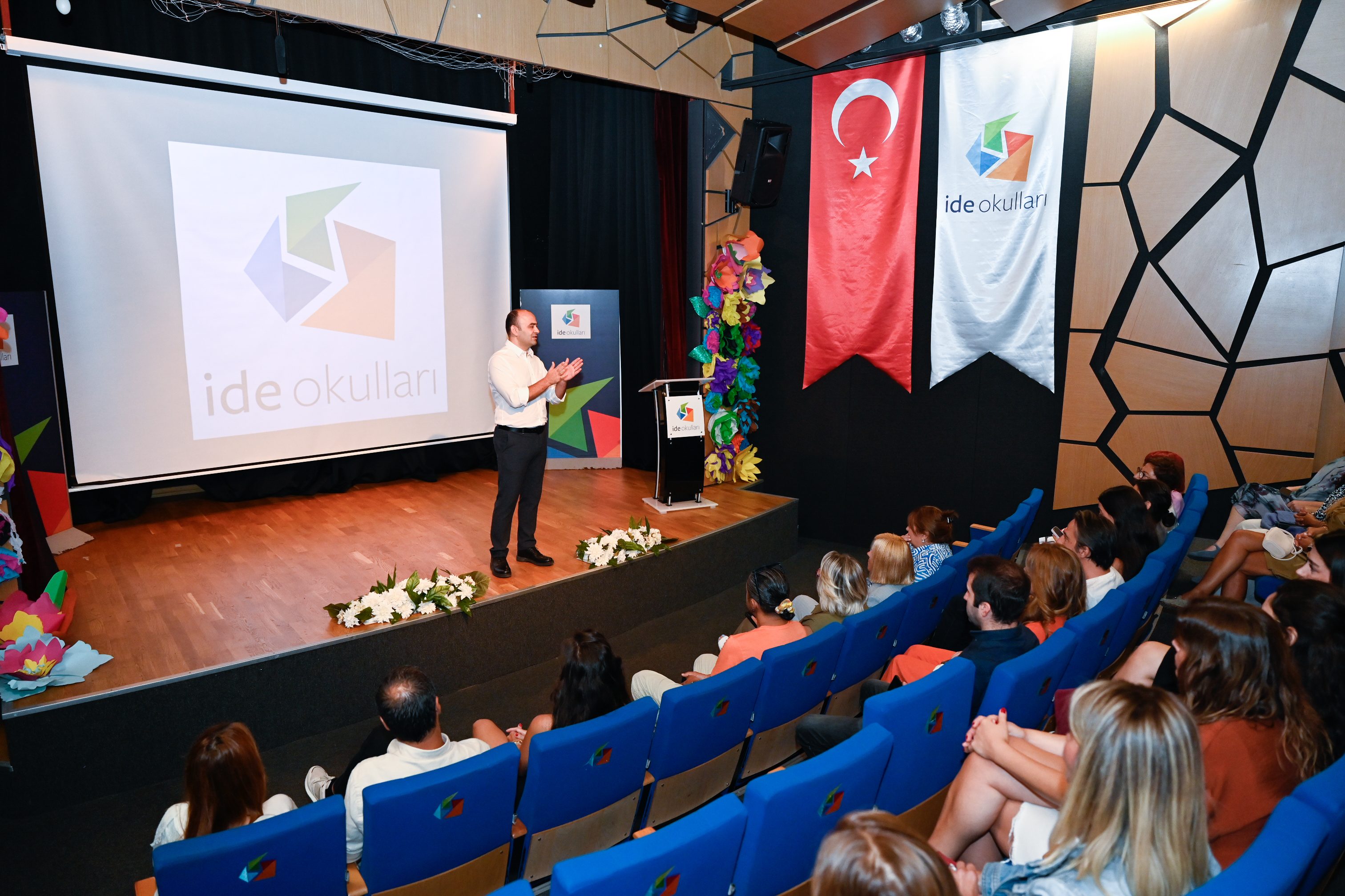 Yeni Eğitim Yılına Güçlü Bir Başlangıç: Öğretmen Oryantasyon Eğitimleri