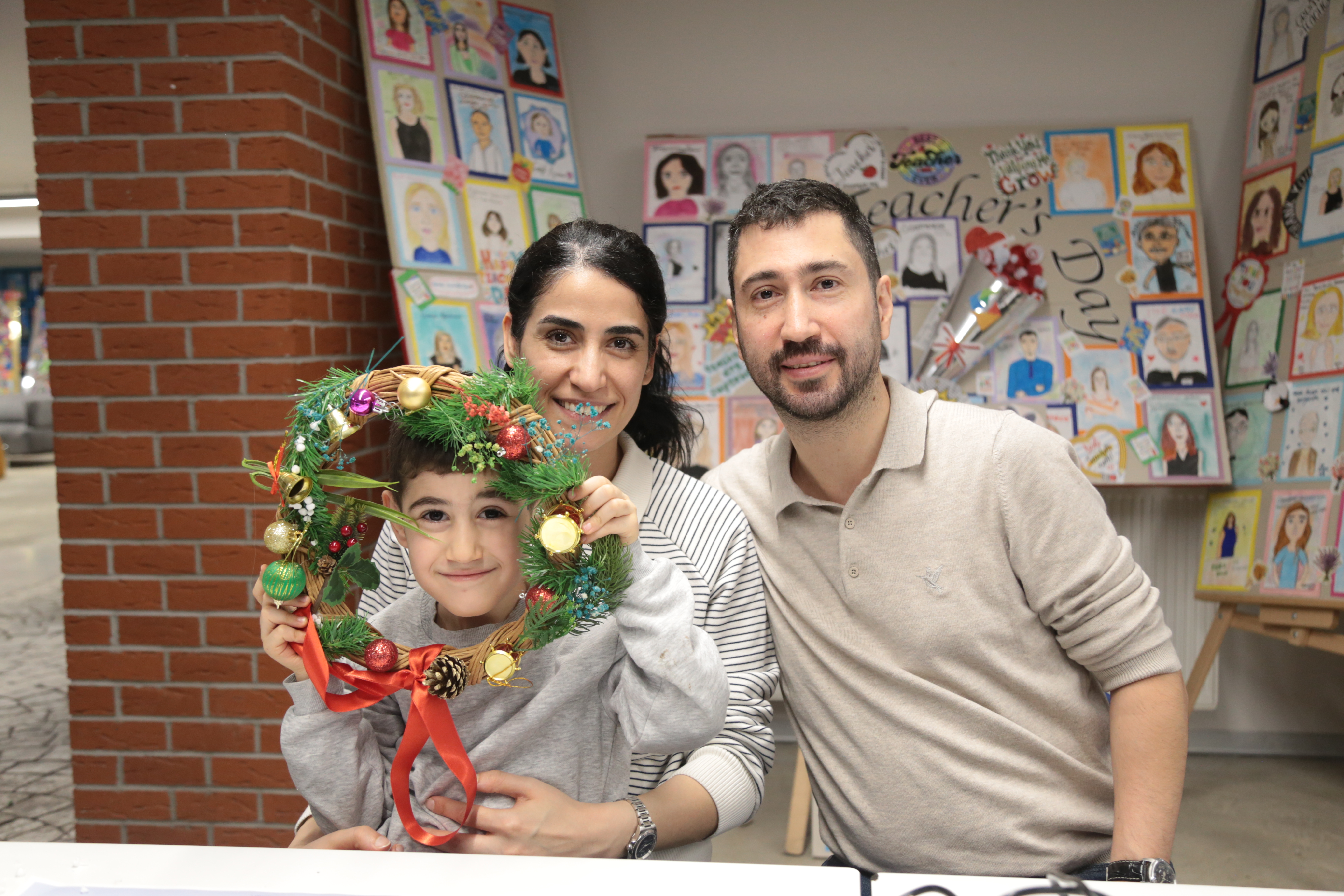 İlkokula Güvenli Bir Başlangıç: Velilerimizle Eğitim Yolculuğuna Bilinçli Adımlar