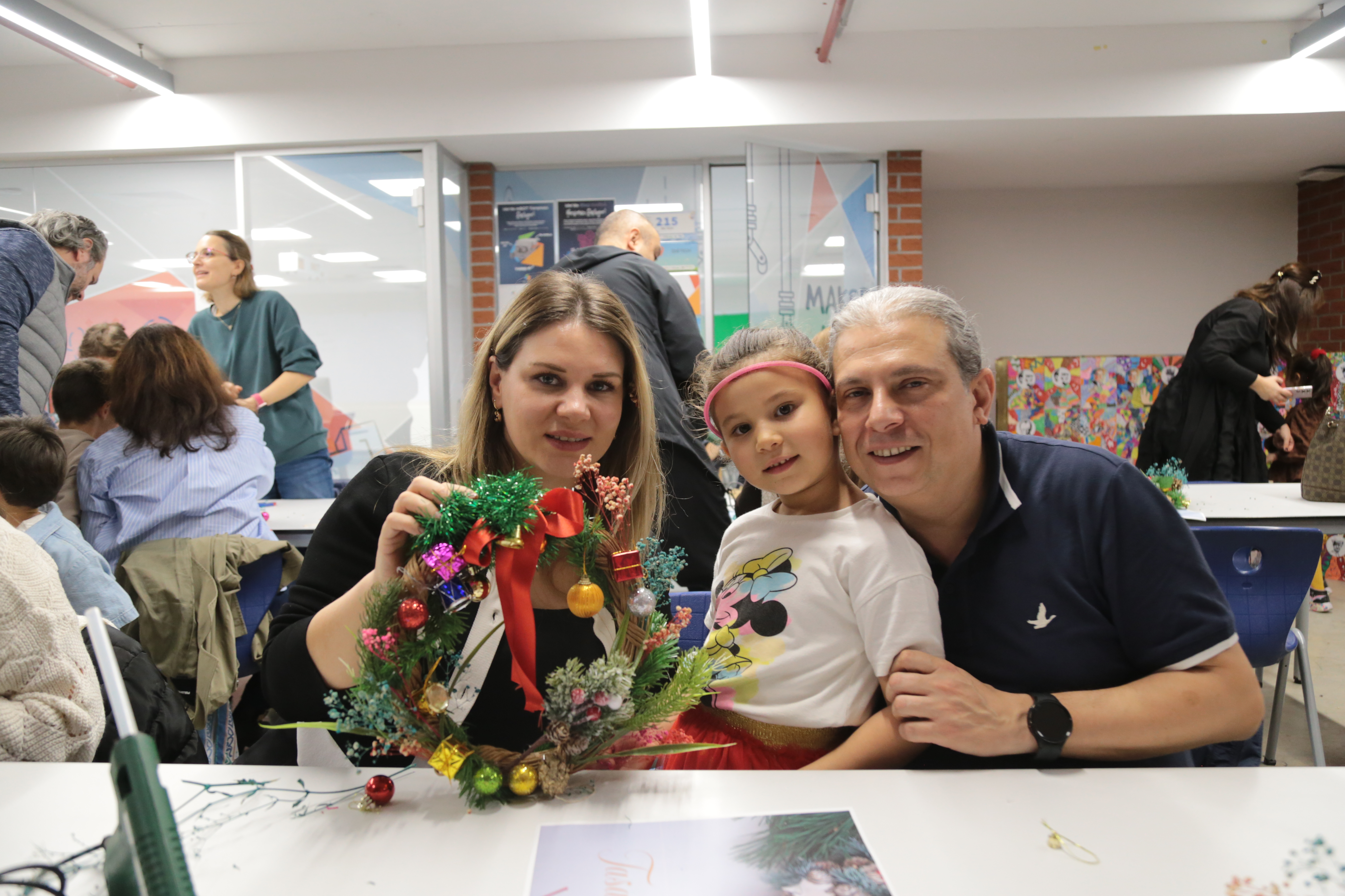 İlkokula Güvenli Bir Başlangıç: Velilerimizle Eğitim Yolculuğuna Bilinçli Adımlar