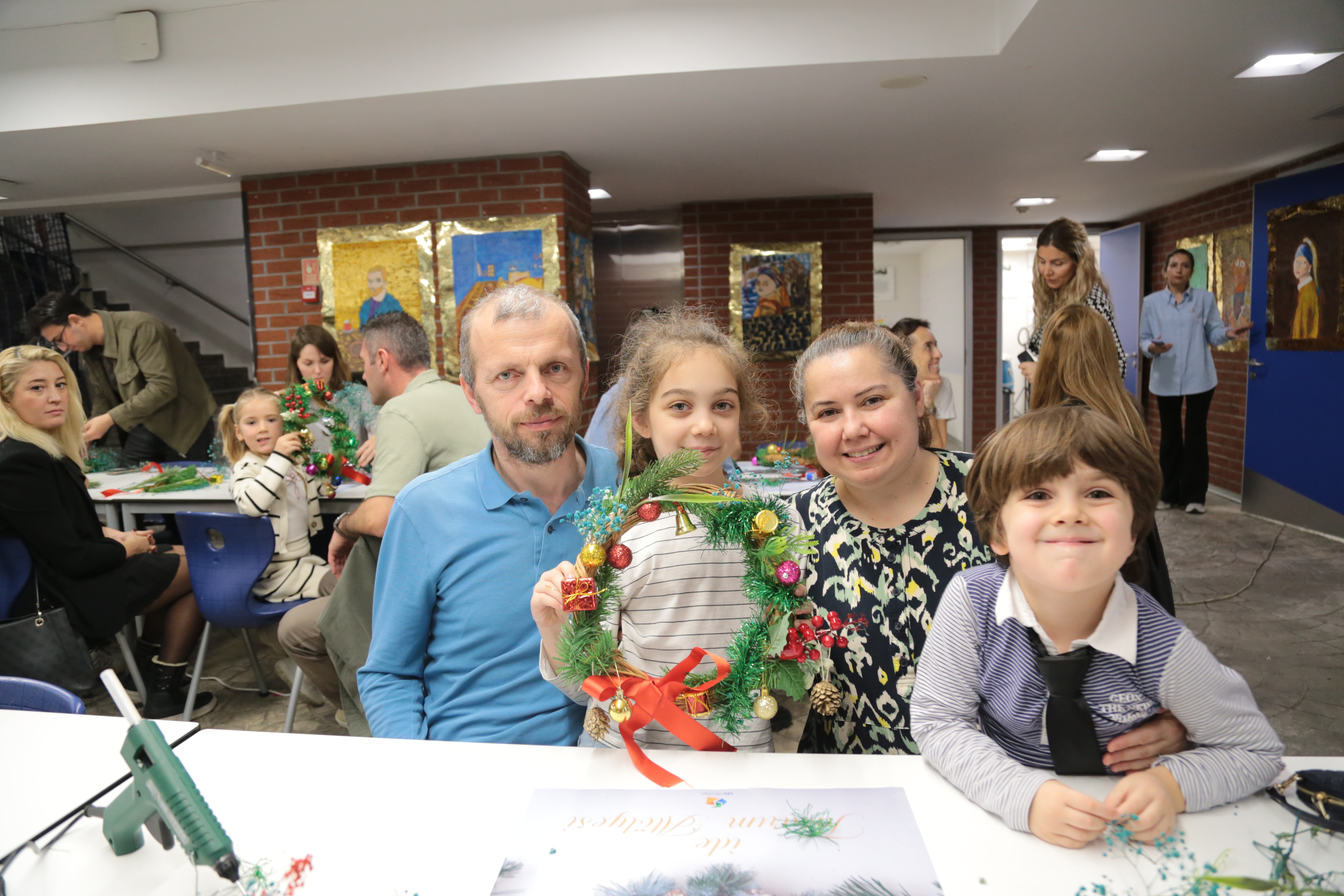 İlkokula Güvenli Bir Başlangıç: Velilerimizle Eğitim Yolculuğuna Bilinçli Adımlar