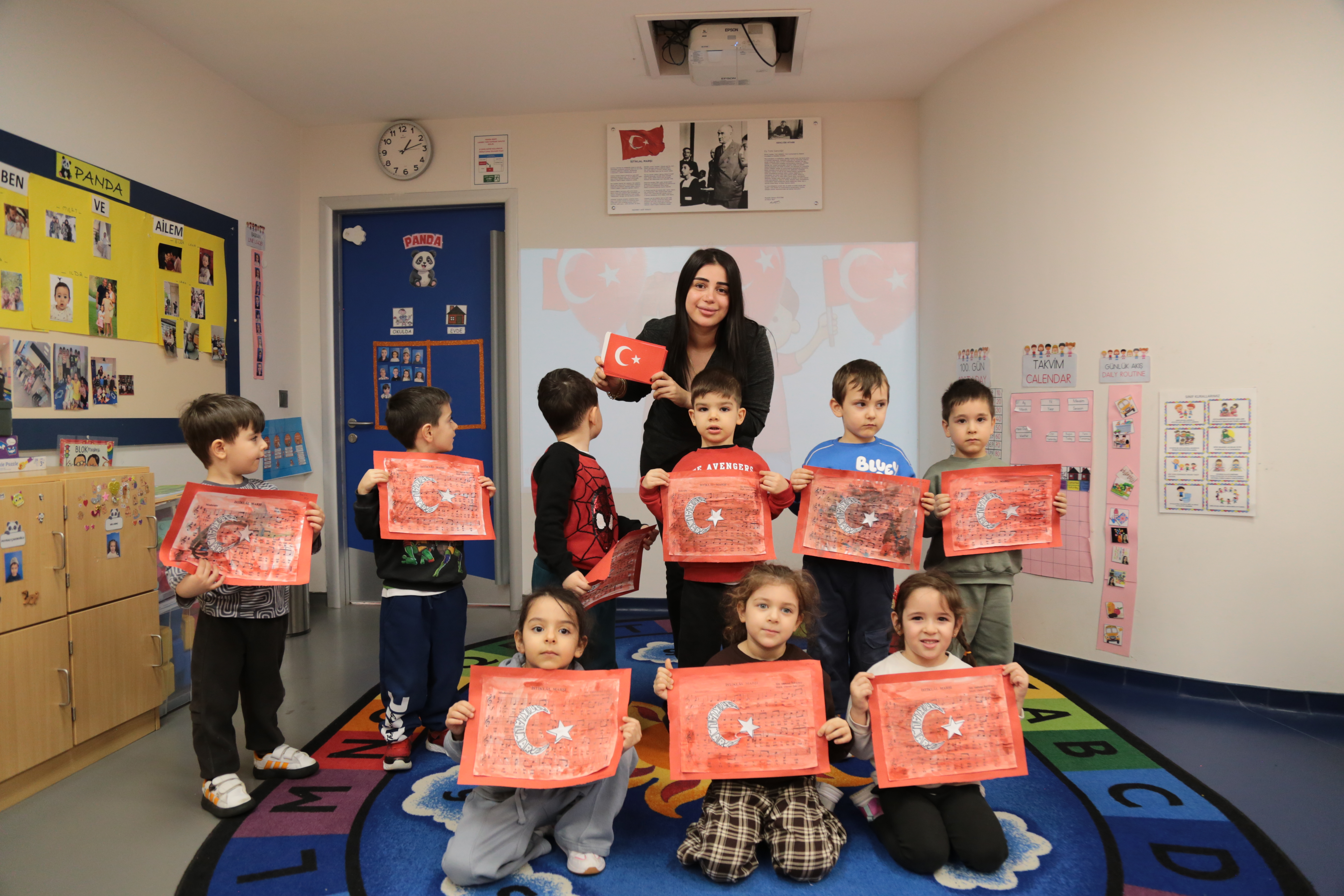 Bayrak Sevgisi: Milli Değerlerimizle Güçlenen Yürekler