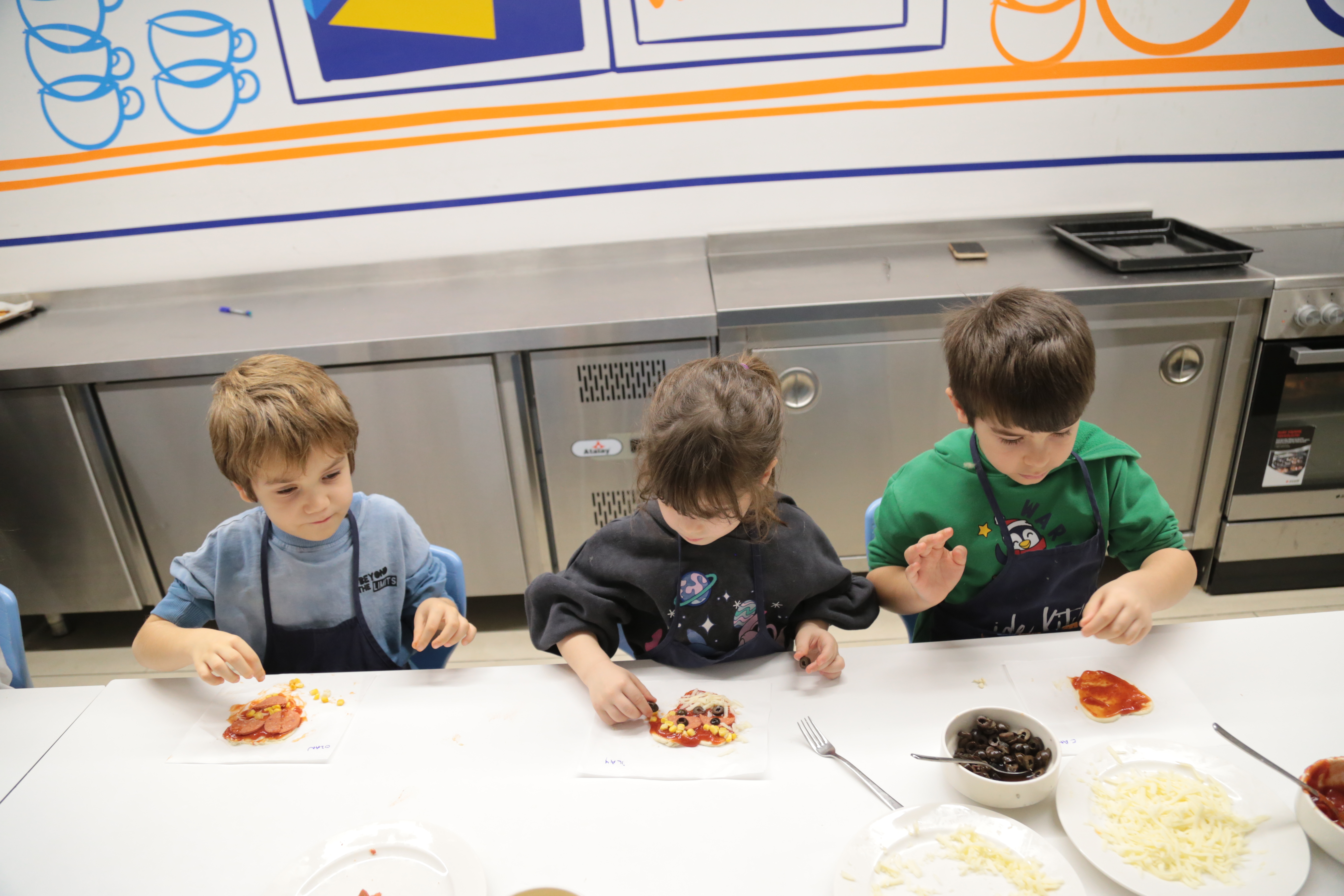 ide Mutfak Atölyesinde Sevgi Dolu Lezzet: Kalpli Pizzalar