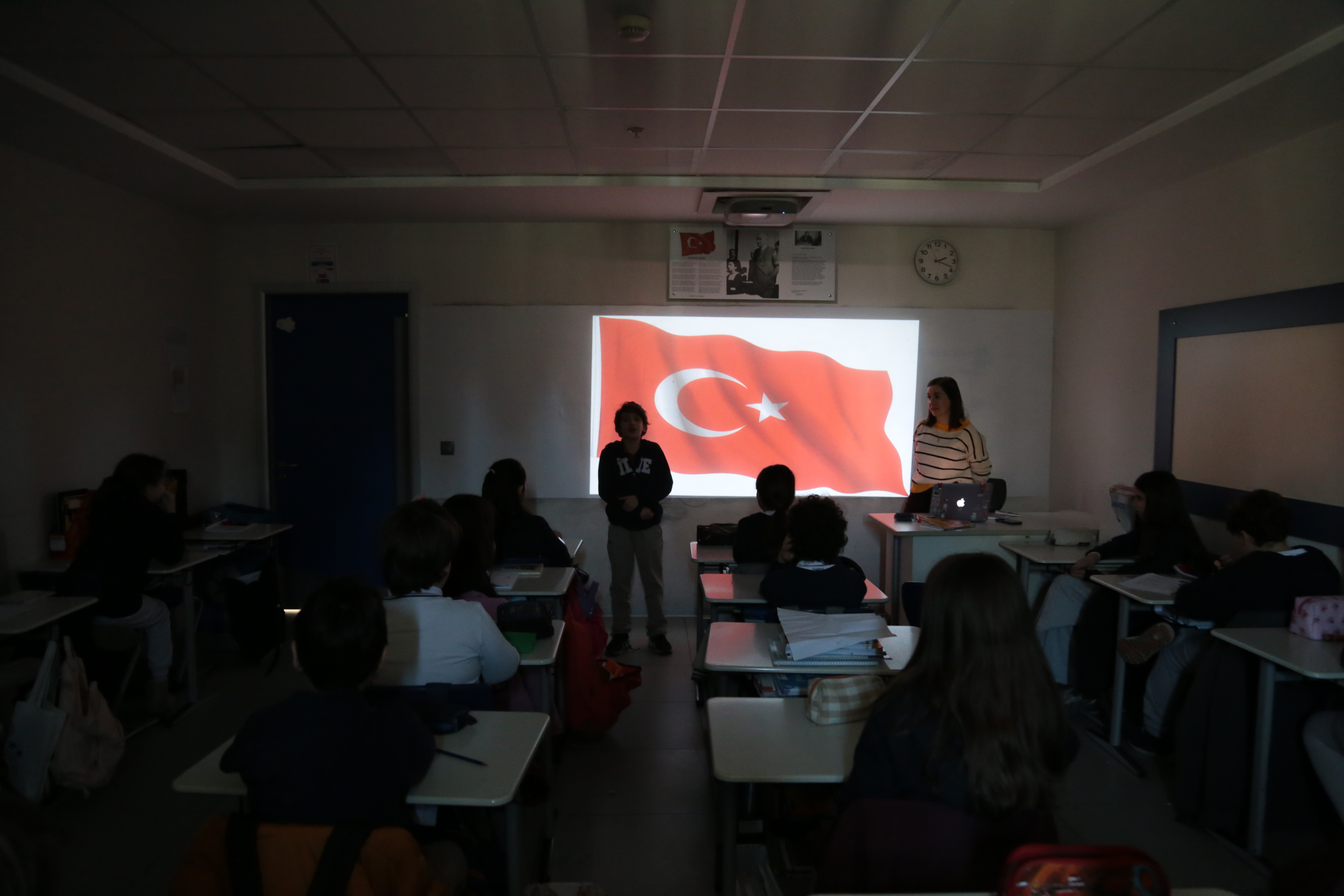 Milli Birlik ve Gurur: ide okulları’nda İstiklal Marşı’nın Kabulü