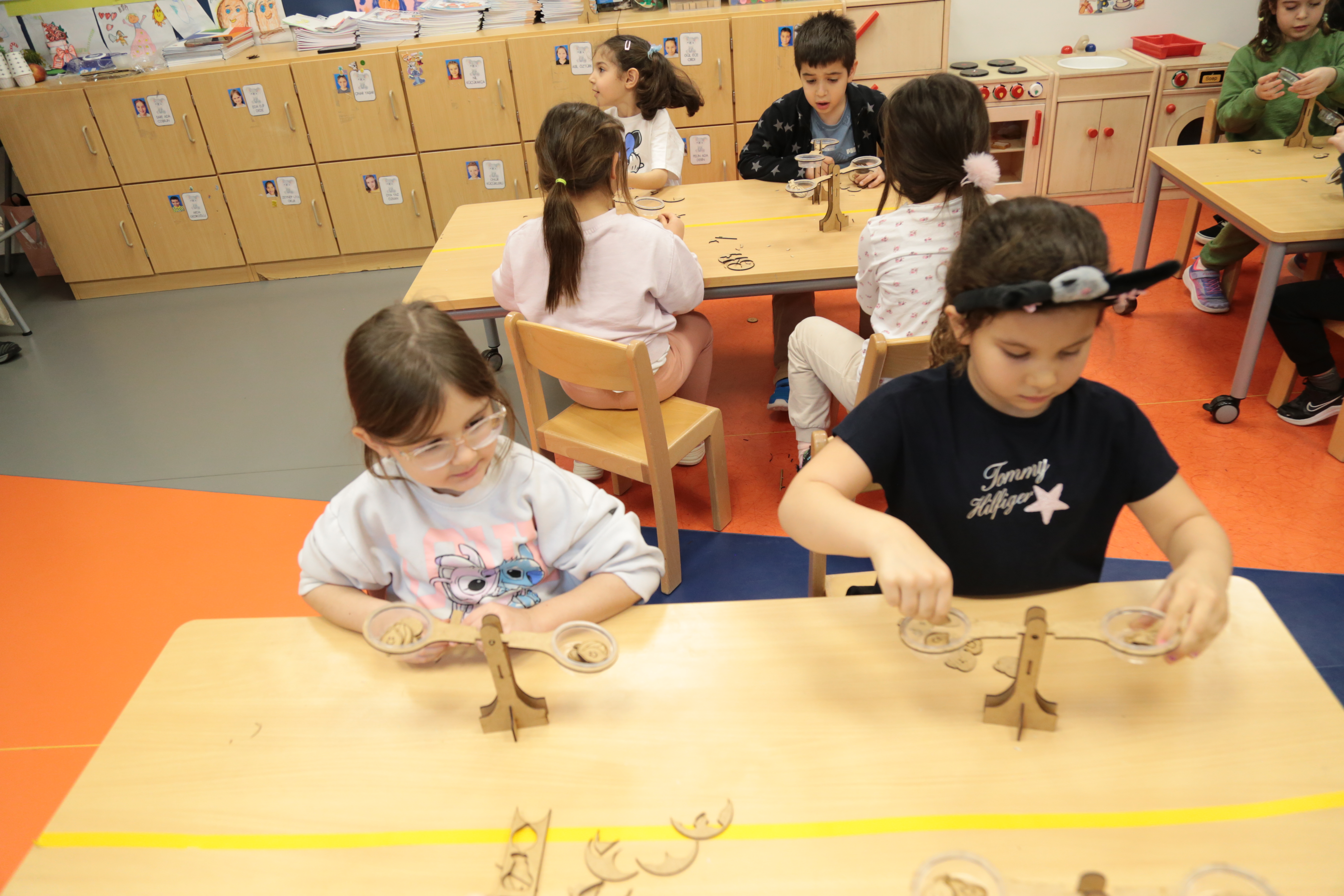 Bilimle Tanışmanın İlk Adımı: “Benim Terazim” Deneyi ile Keşfederek Öğrenme