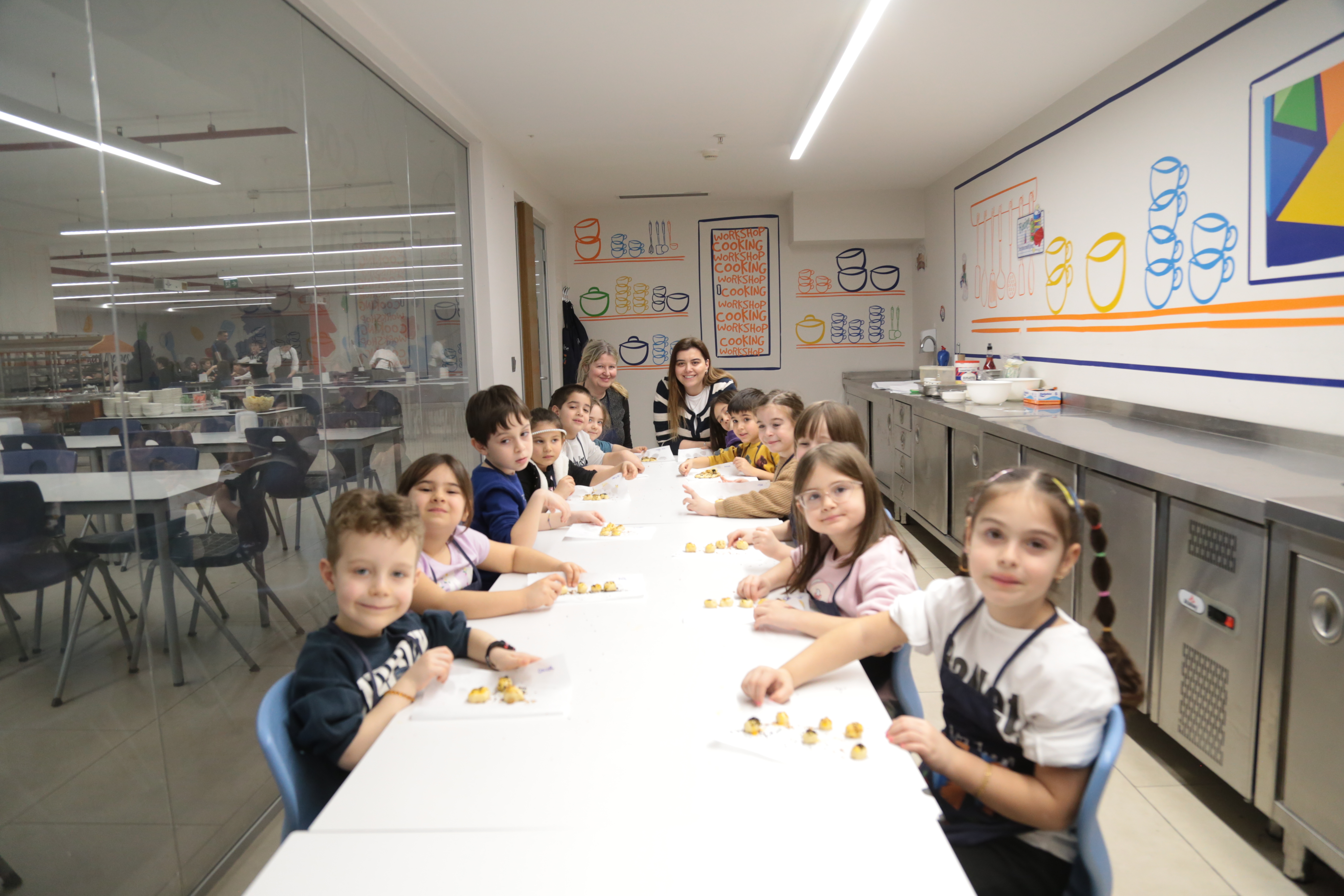 Minik Şeflerden Lezzetli Bir Deneyim: Tuzlu Kurabiye Yapımı