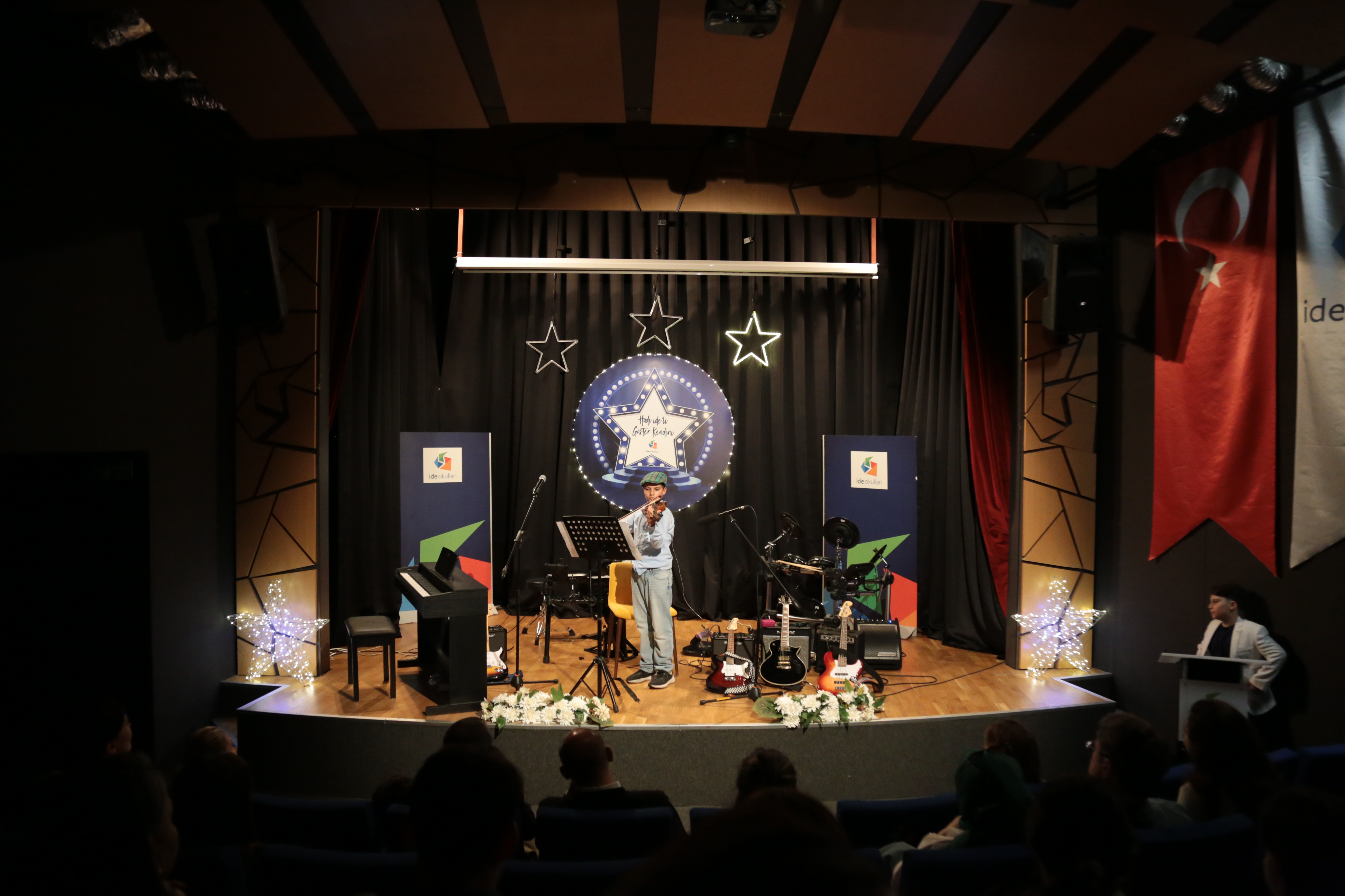 Müziğin Birleştirici Gücü Sahnedeydi