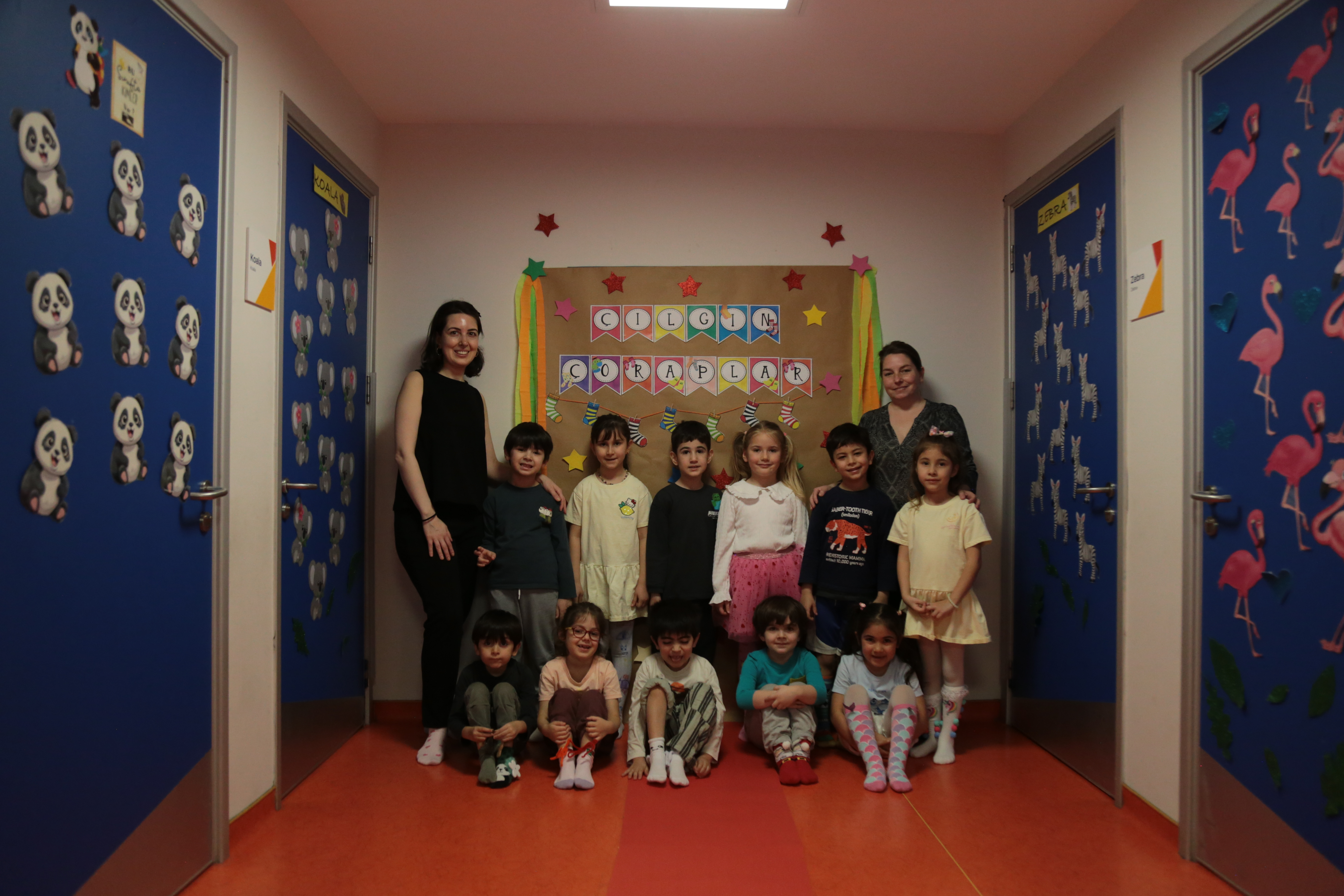 Farklılıkların Renkli Kutlaması: ide okulları Anaokulunda Çılgın Çorap Günü