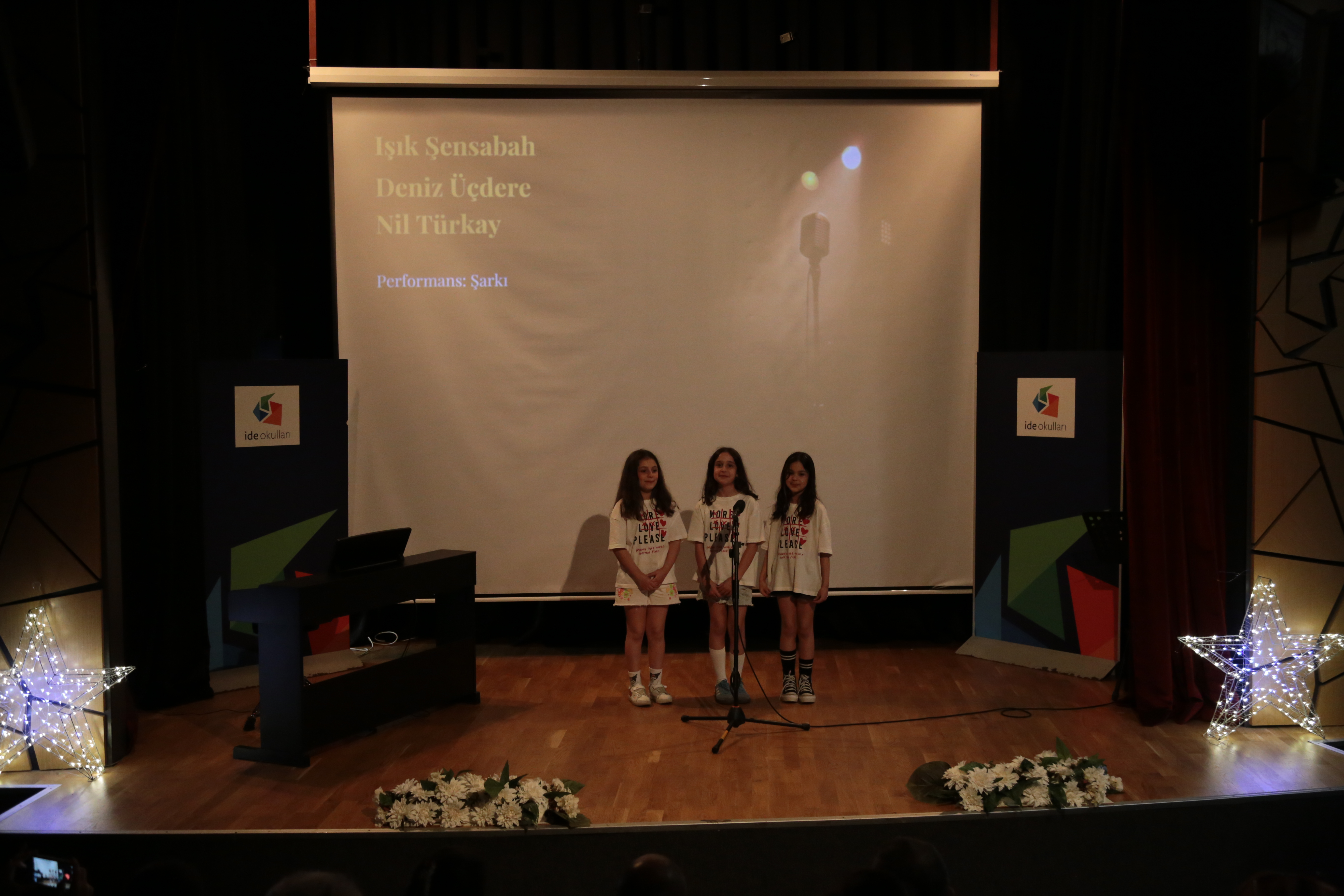 Sahnede Sanatın ve Özgüvenin Buluşması