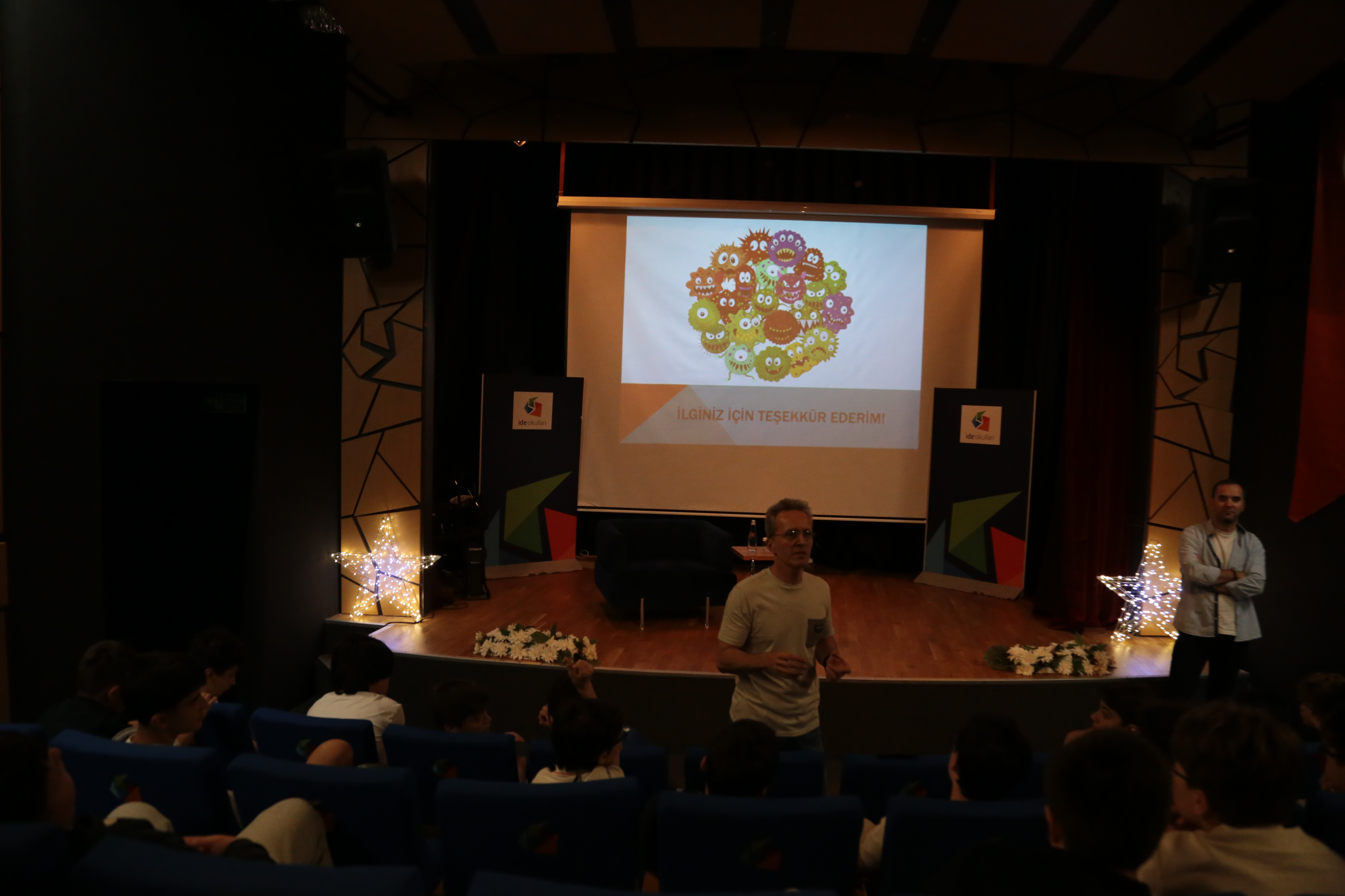 Mikro Dünyanın İzinde: Prof. Dr. İrfan Türetgen ile Bilimsel Bir Keşif