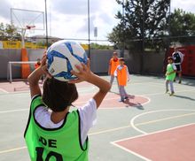 Mini Futbol Turnuvasında Dereceye Girenler Kupalarını Aldı