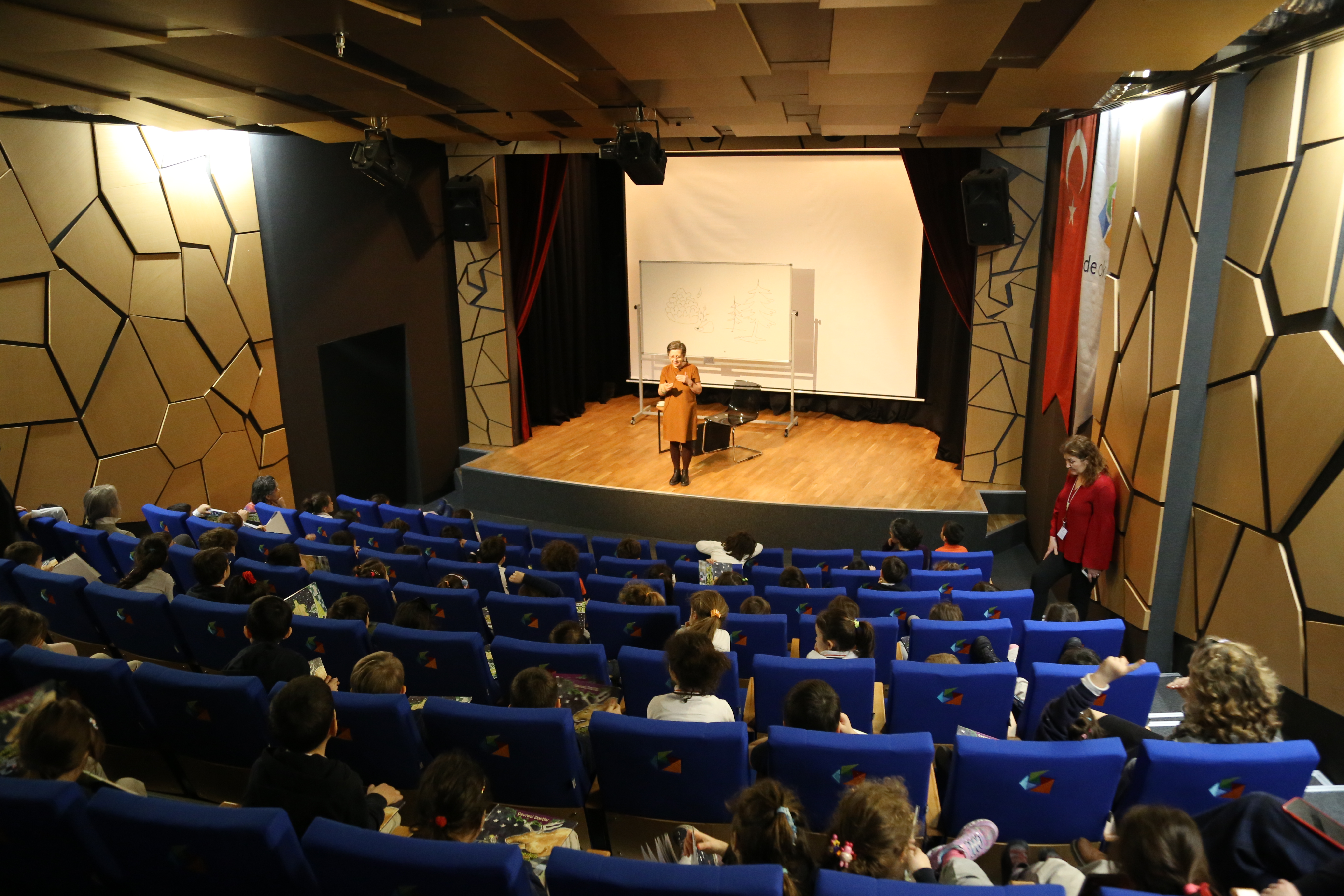 Sevilen Çocuk Kitapları Yazarı Aysun Berktay Özmen ile Bir Araya Geldik