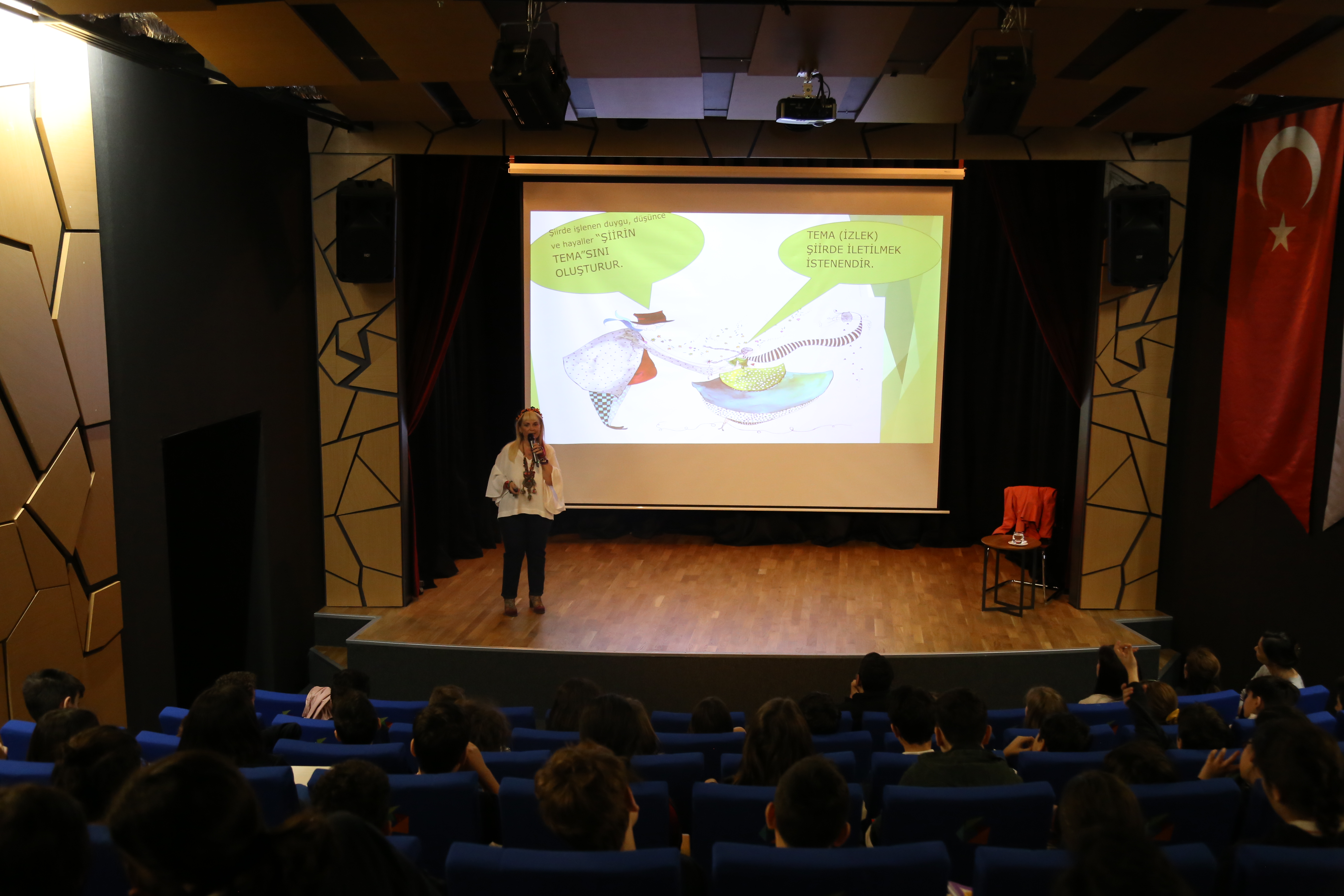 Mavisel Yener İle Şiir Atölyesi