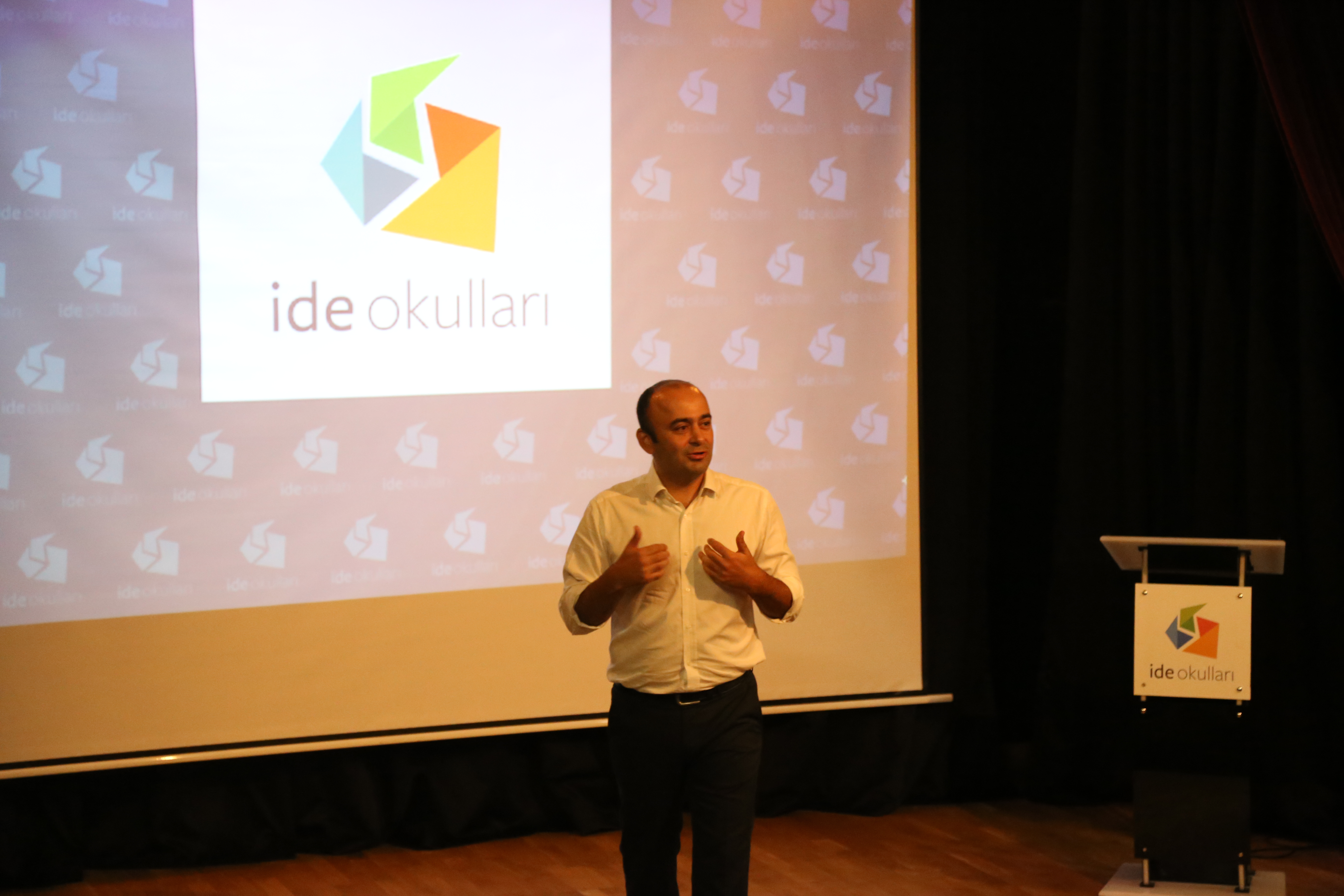 Öğretmen Oryantasyon Eğitimleri Başladı