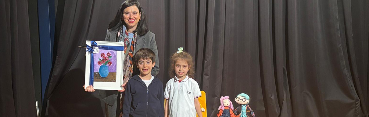Edebiyatın Büyülü Dünyasına Yolculuk: Özge Lokmanhekim ile Okuma ve Yaratıcılık Üzerine Bir Söyleşi