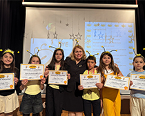 Spelling Bee Yarışması: Kelimelerin Dansı ve Özgüvenin Zaferi