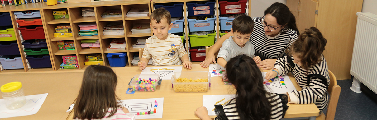 ide Anaokulunda Çizgi Günü’nün Renkli Dünyası