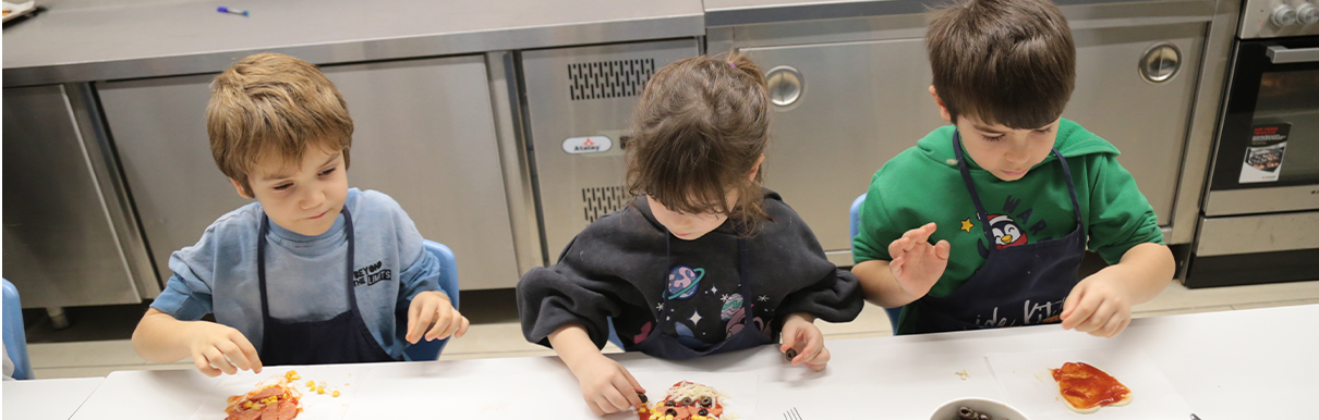 ide Mutfak Atölyesinde Sevgi Dolu Lezzet: Kalpli Pizzalar