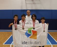 Yüzmede Birincilik ide’nin!