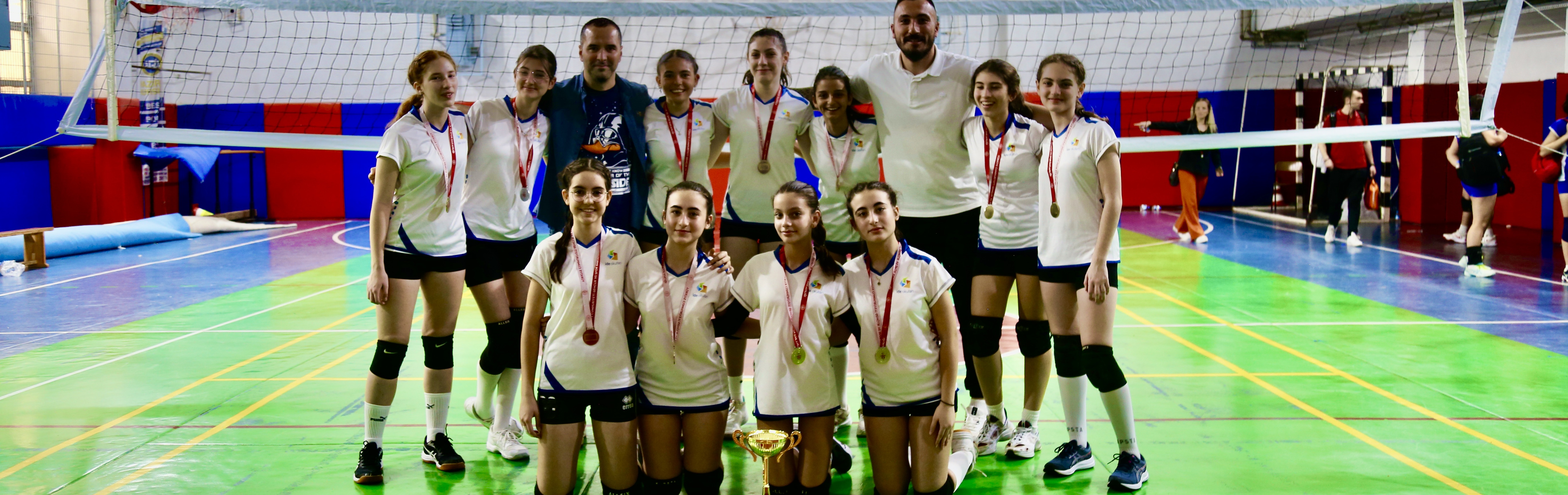 Yıldız Kız Voleybol takımımız Şampiyon!