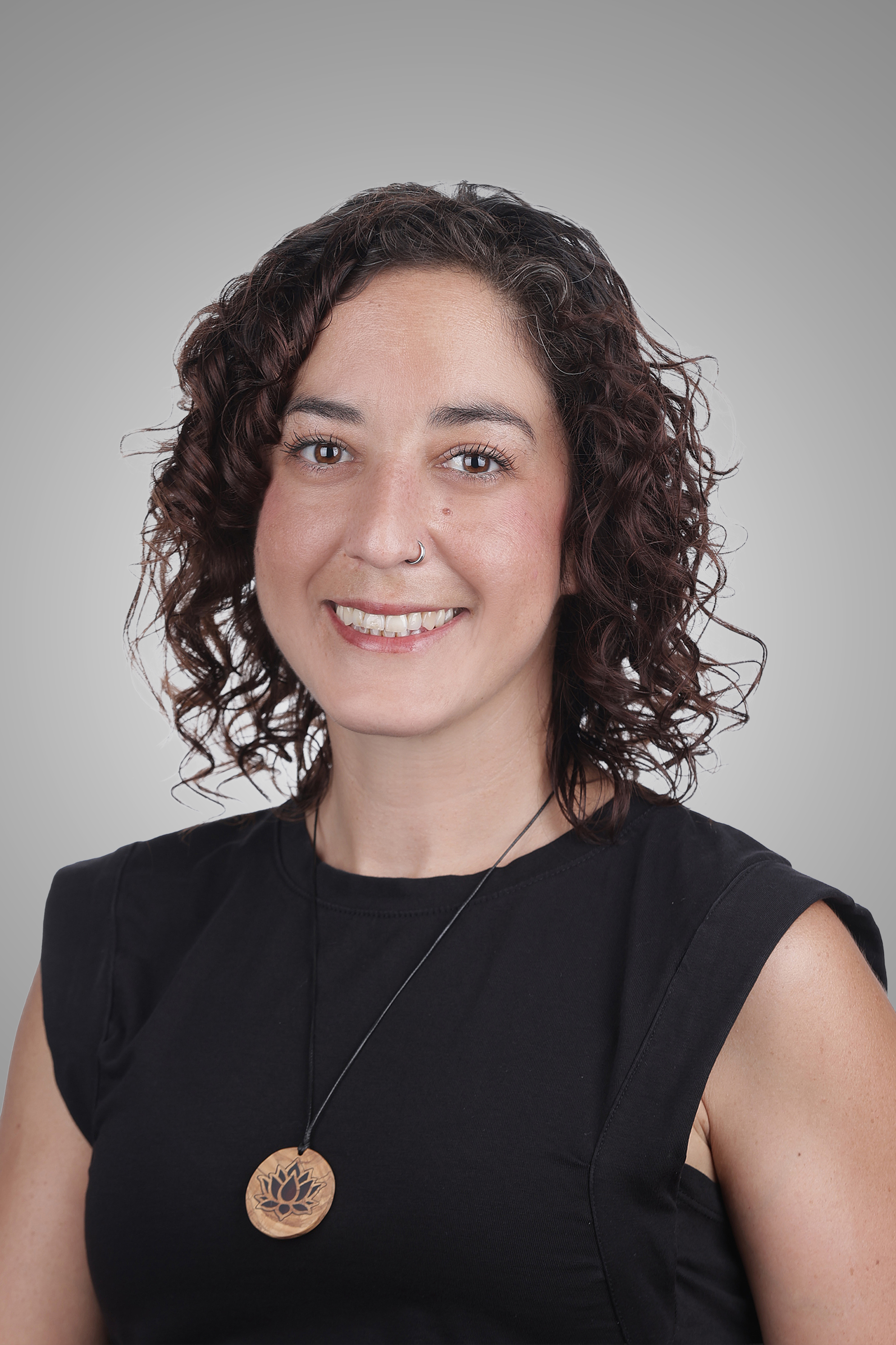 Menekşe Kardeş